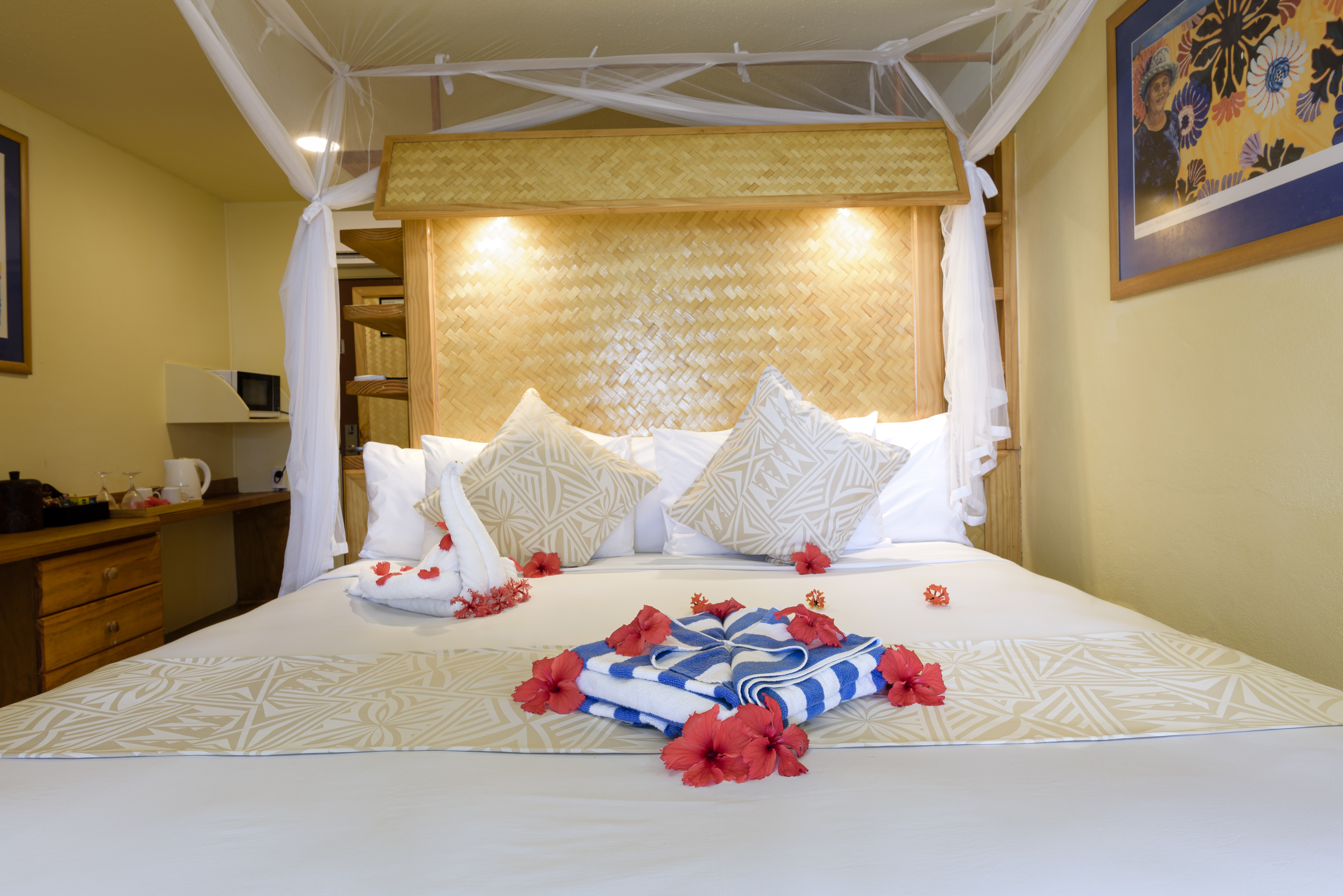 2-Bedroom Beachfront Interconnecting Family Suite