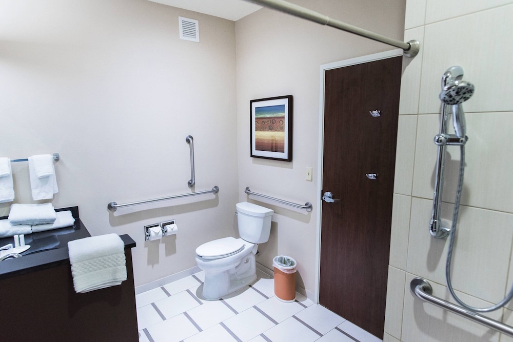 Fairfield Inn Suites Natchitoches 15/40