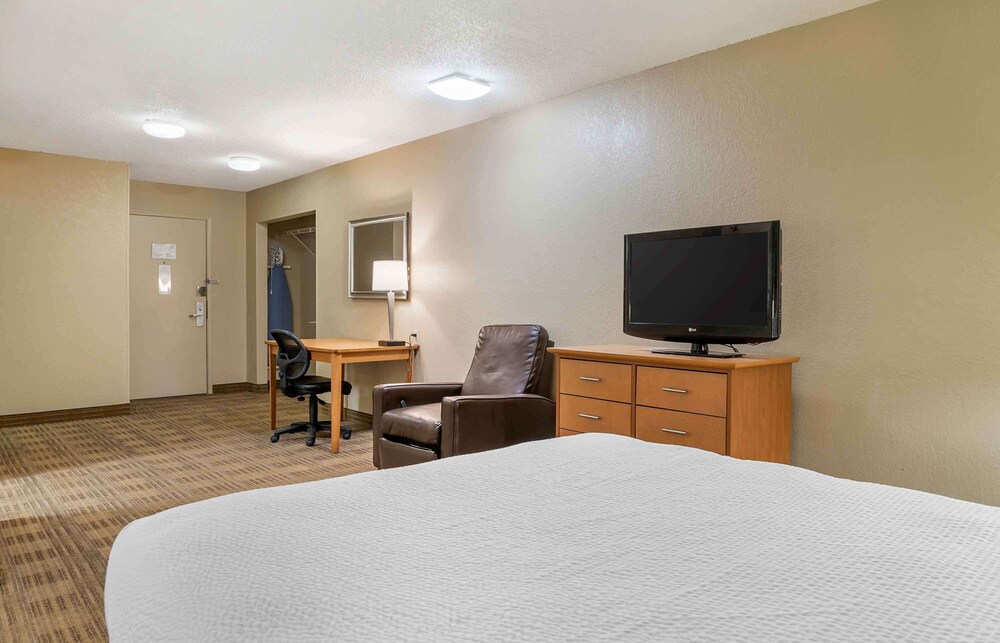 Extended Stay America - Detroit - Warren 37/46