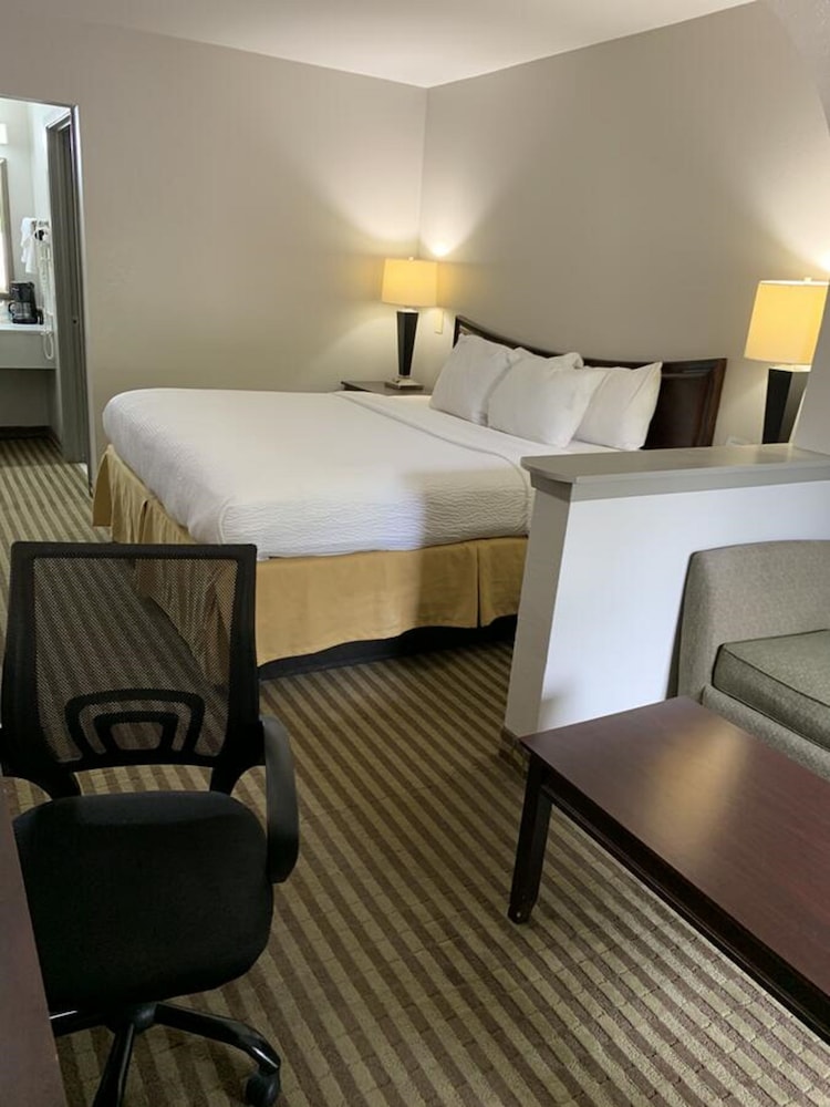 Days Inn by Wyndham Ocean Springs 19/32