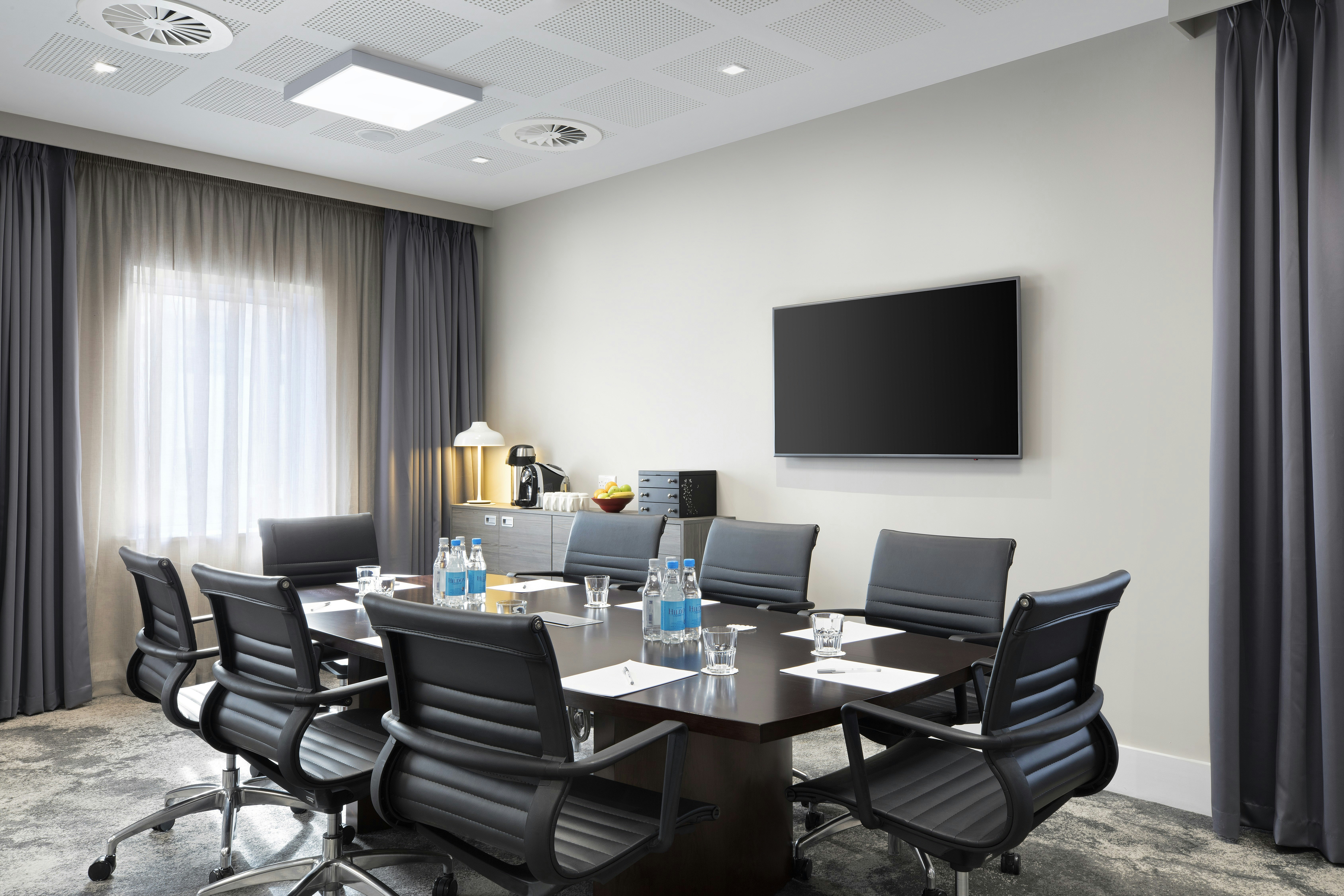 Hampton By Hilton Bristol Airport 44/46