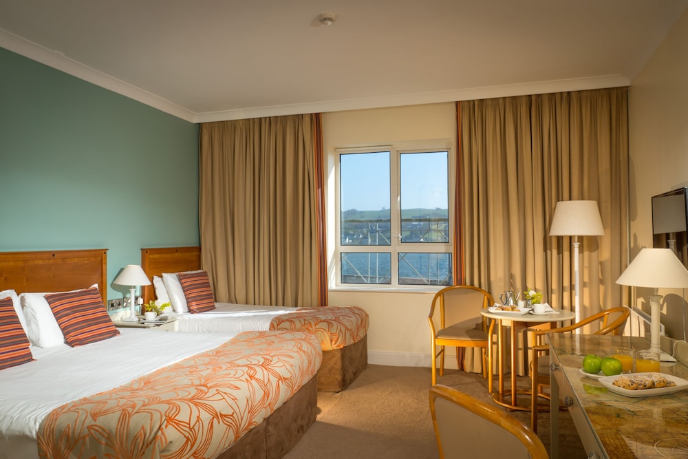 STANDARD, TRIPLE