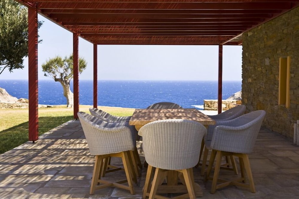 AEGEA BLUE CYCLADITIC RESORT(FOMERLY AEGEA BLUE VILLAS AND SUITES) 51/72