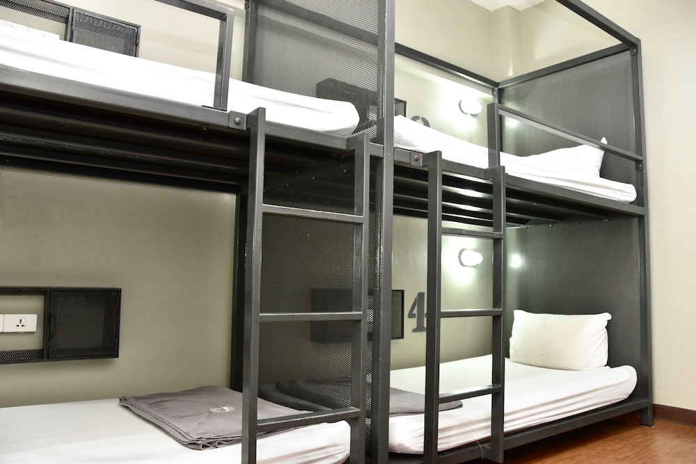 Bhiman Inn 25/51