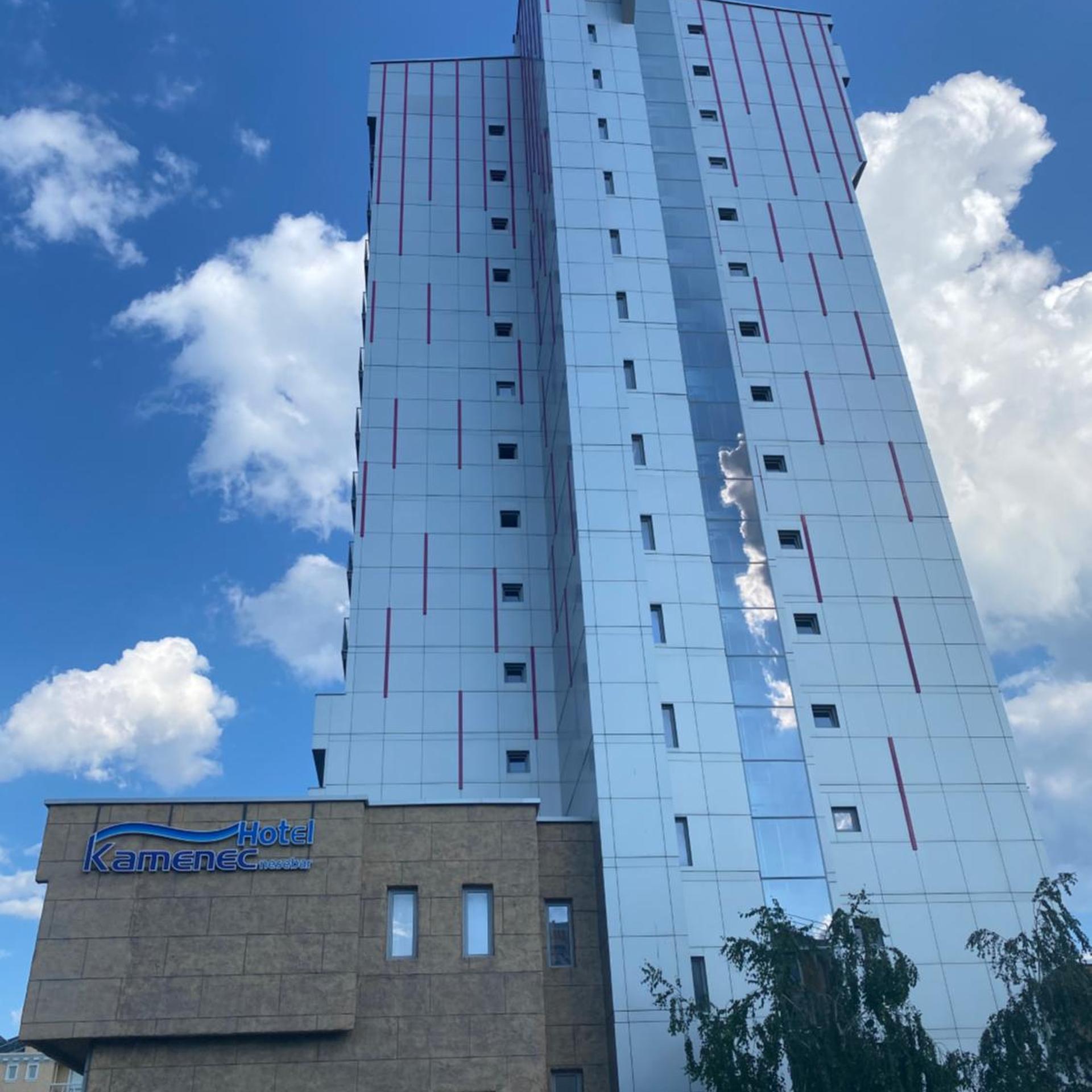 Kamenets Building 1 3/54