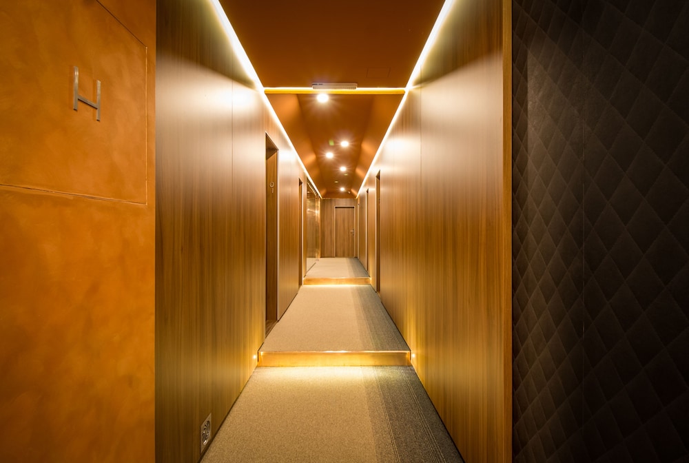 Privilege Suites By Central Park 34/69
