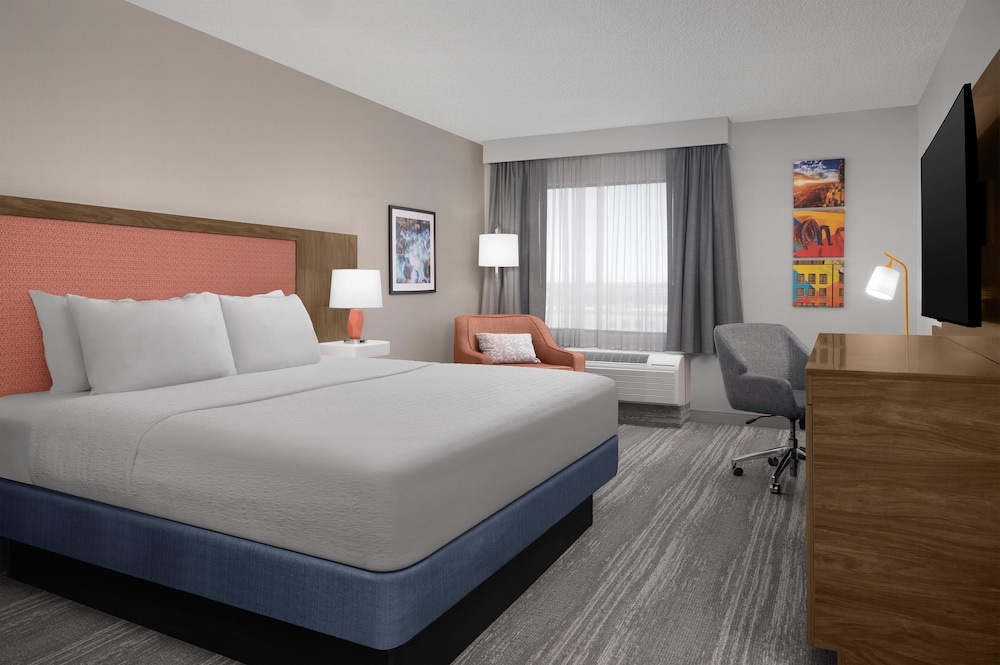 Standard, King Bed