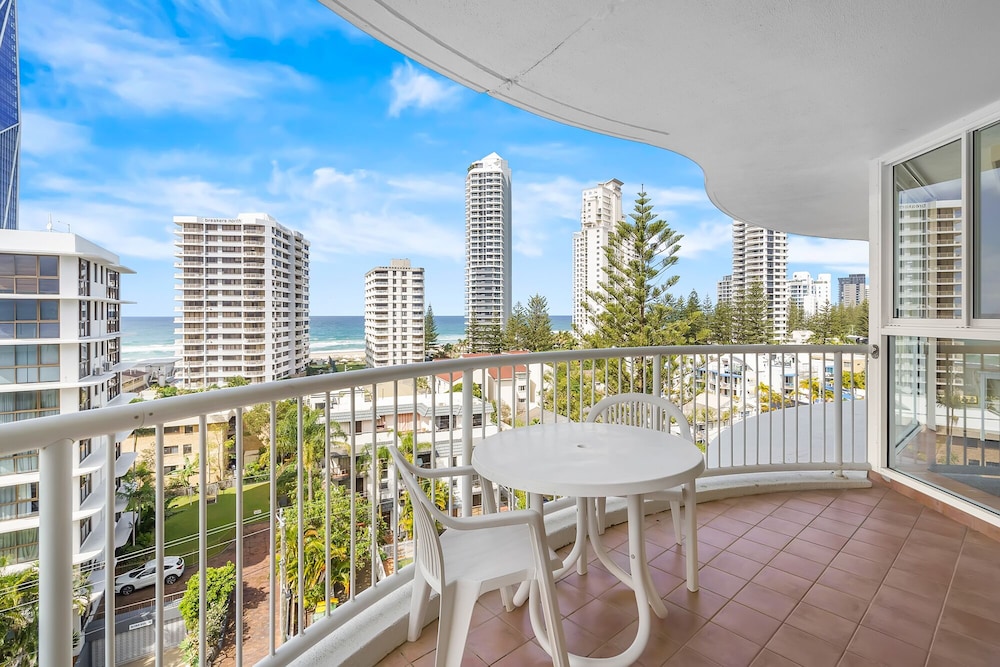 Surf Parade Resort 59/76