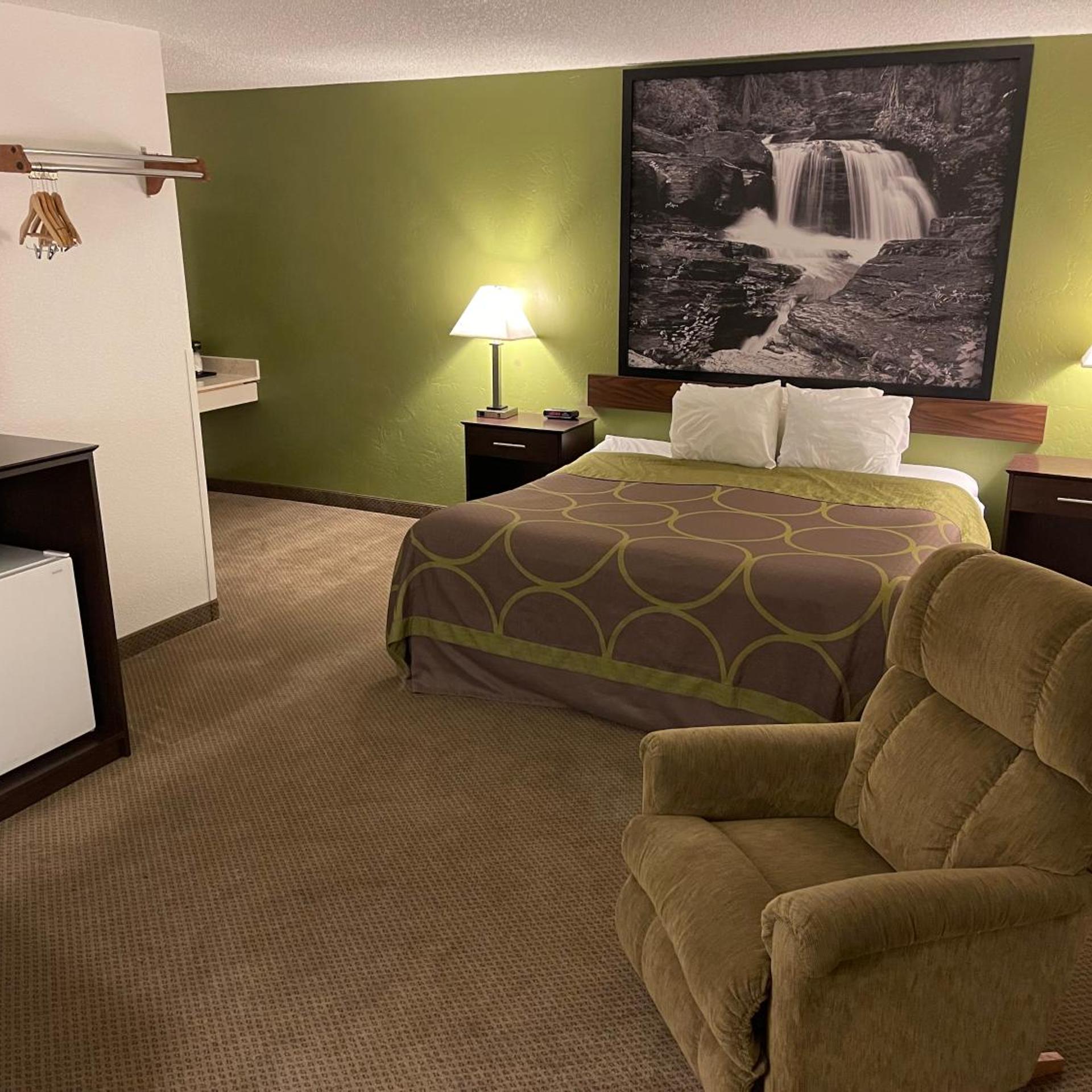 Studio 1 Hotel and Extended Stay Missoula 33/38