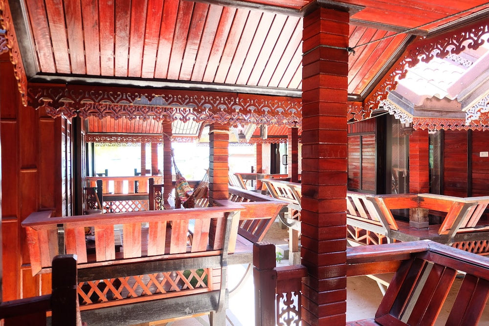 PHI PHI SAND SEA VIEW RESORT 39/57