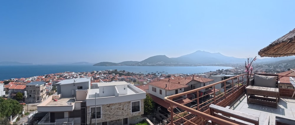 Stone House Yeni Foca 7/50