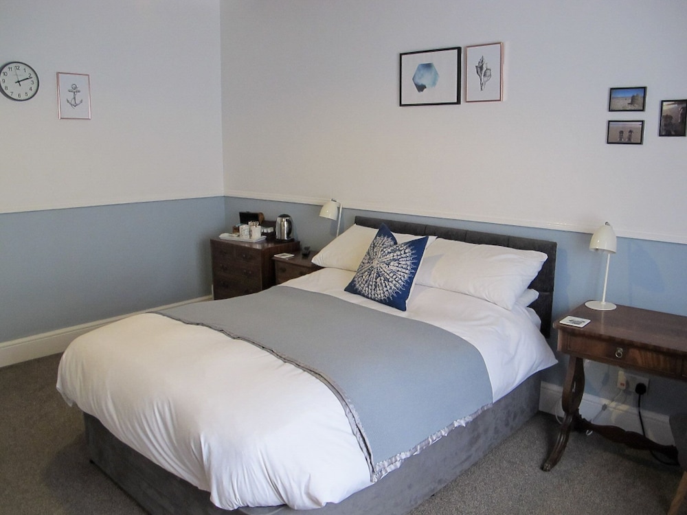 Melcombe Villa Guesthouse 5/24