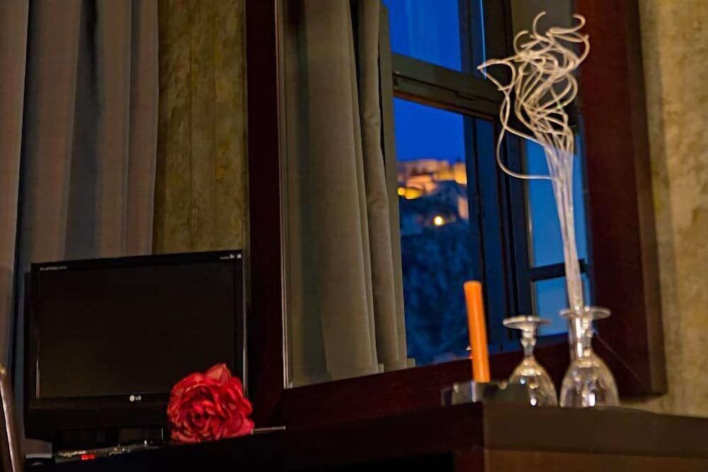 Aion Luxury Hotel 2/50