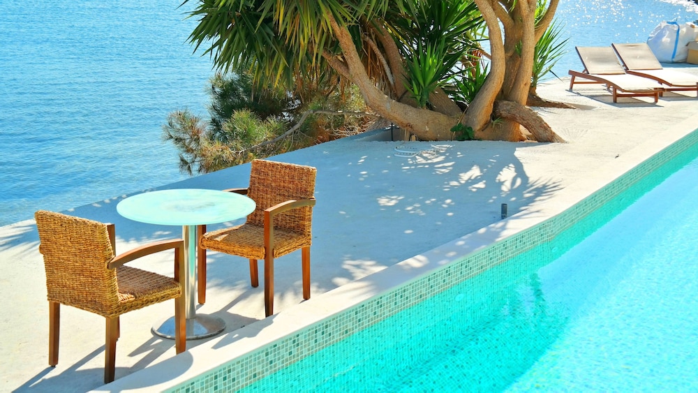 Porto Evia Mare Boutique Hotel 29/32