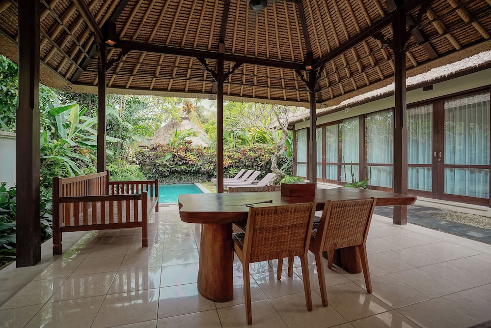 Pertiwi Resort Spa 76/87