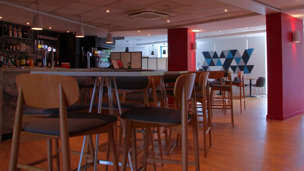 Holiday Inn Express London Stansted Airport 15/33