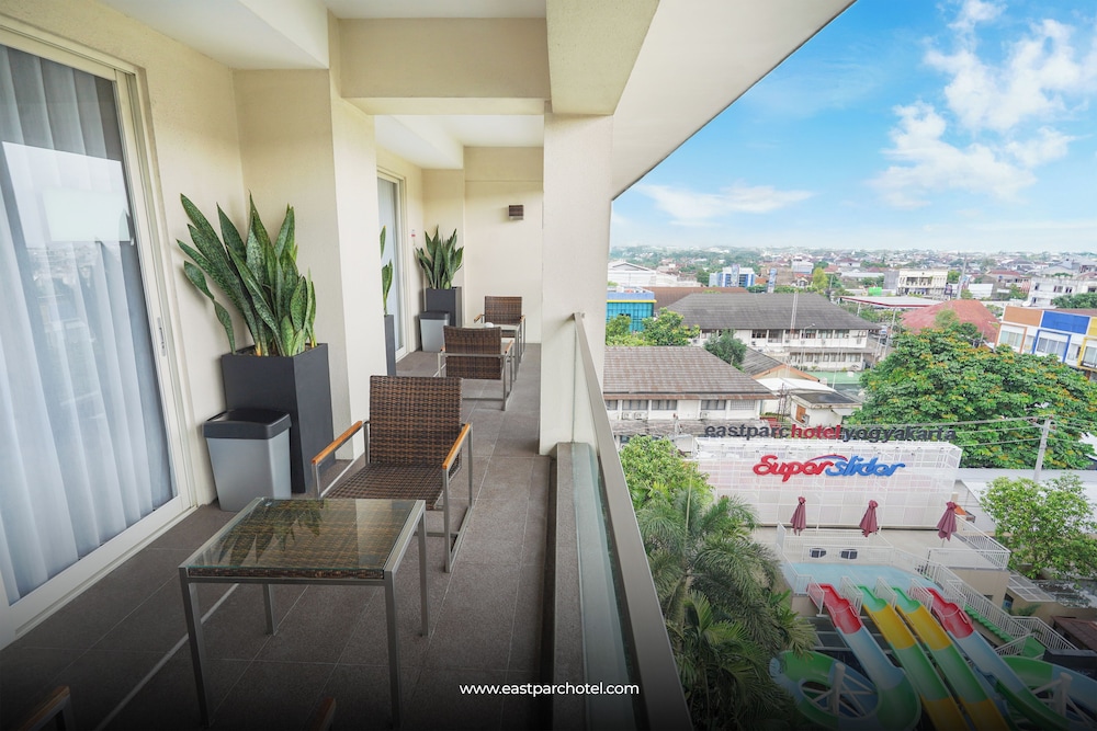 Eastparc Yogyakarta 38/50