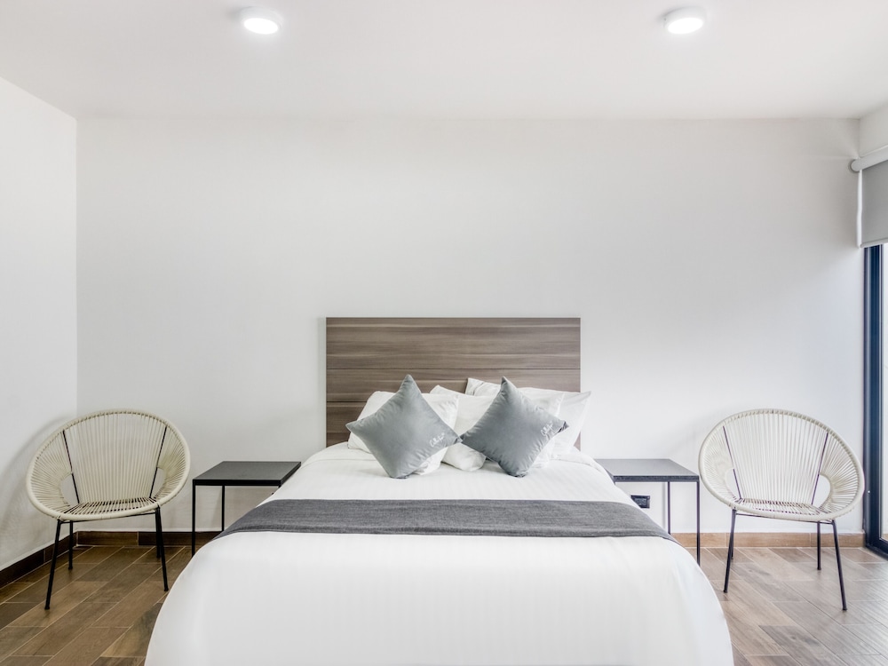 VN Hotel 17/56