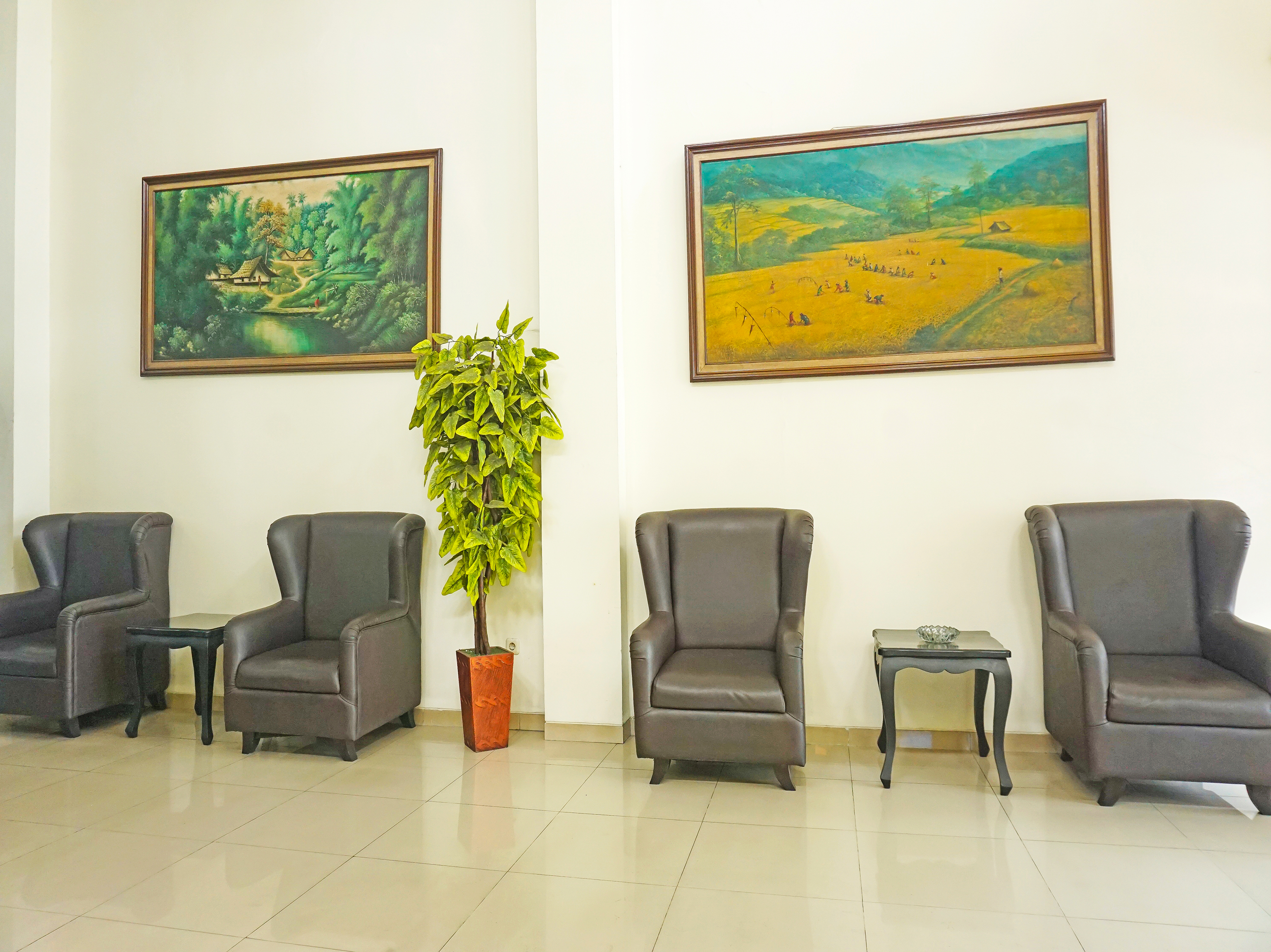Super OYO Collection O 91409 Hotel Fiducia Otista 153 - 157 30/39