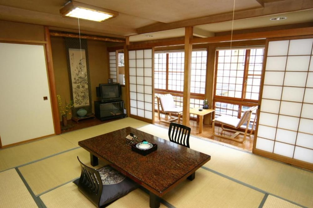 Senshinkan Matsuya 36/44