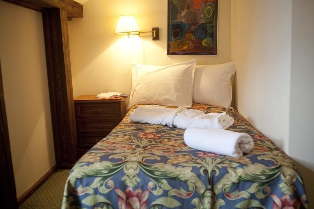 Aparthotel Miodosytnia 16/54