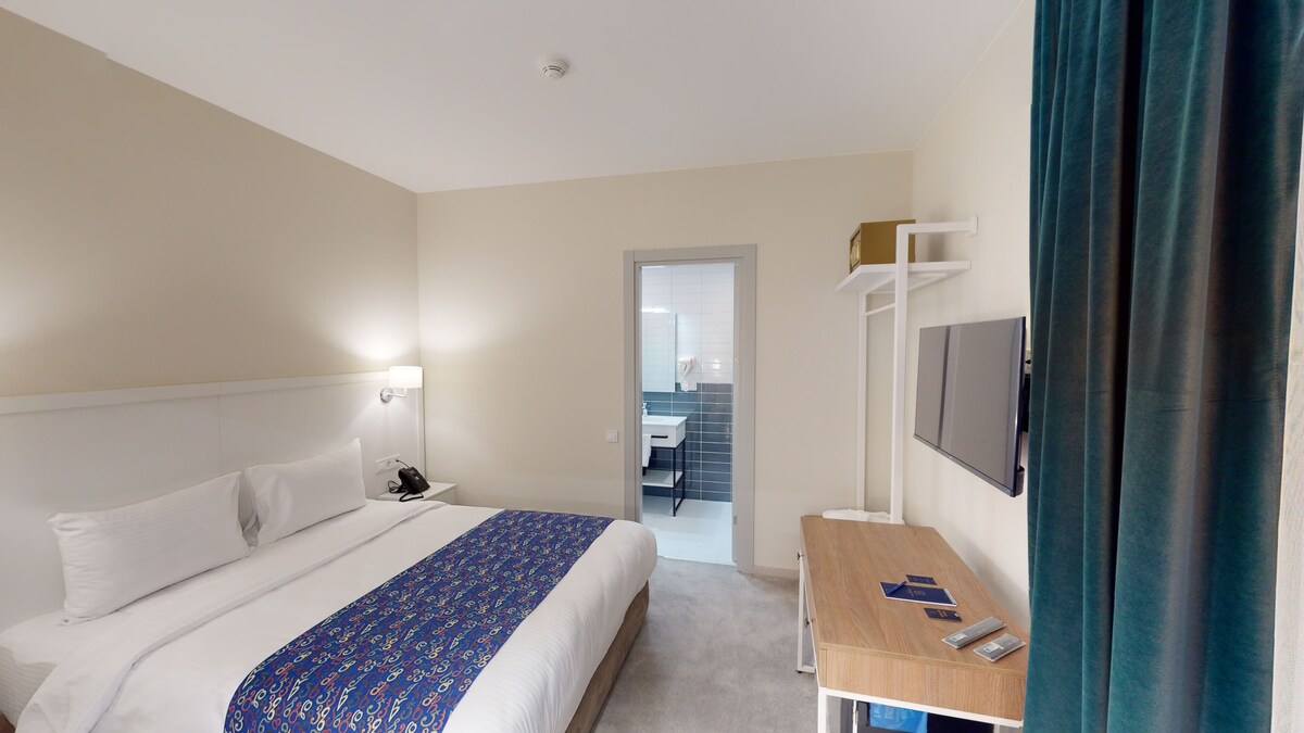 Economy, Double Bed