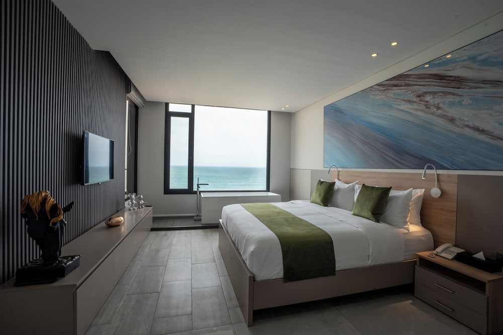 Beverly Beach Hotel 18/38