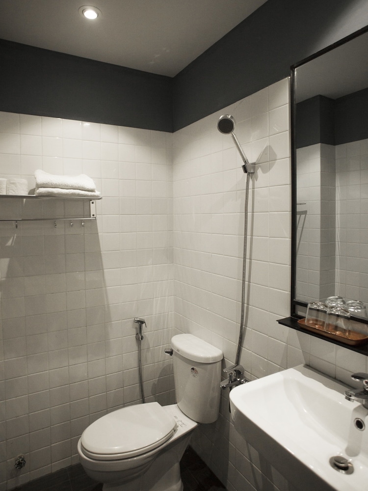 HOANG PHI HOTEL 46/50