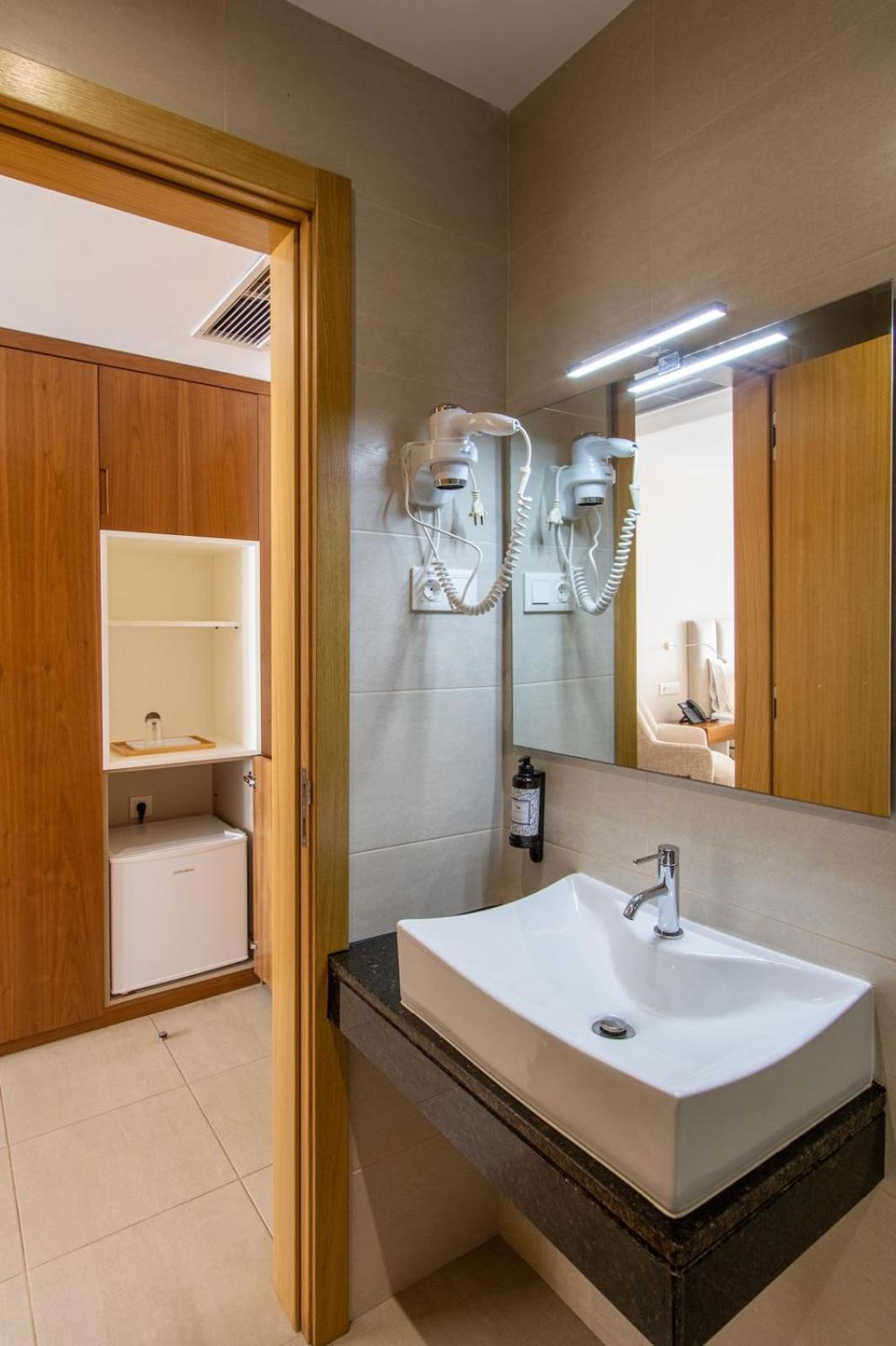 Luna Boutique Hotel 49/50