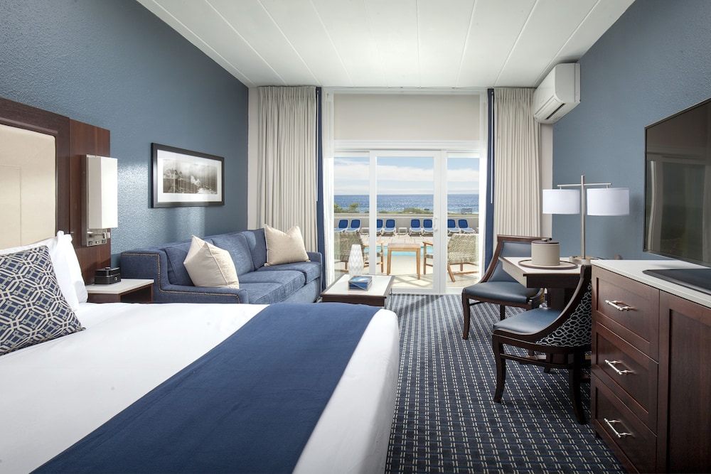 Ocean House Hotel at Bass Rocks 14/33
