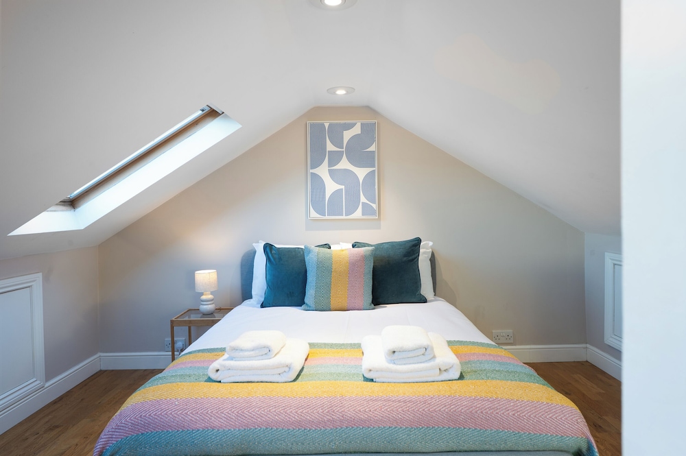 VESTO Three Bedroom Apartment in Clapham 7/26