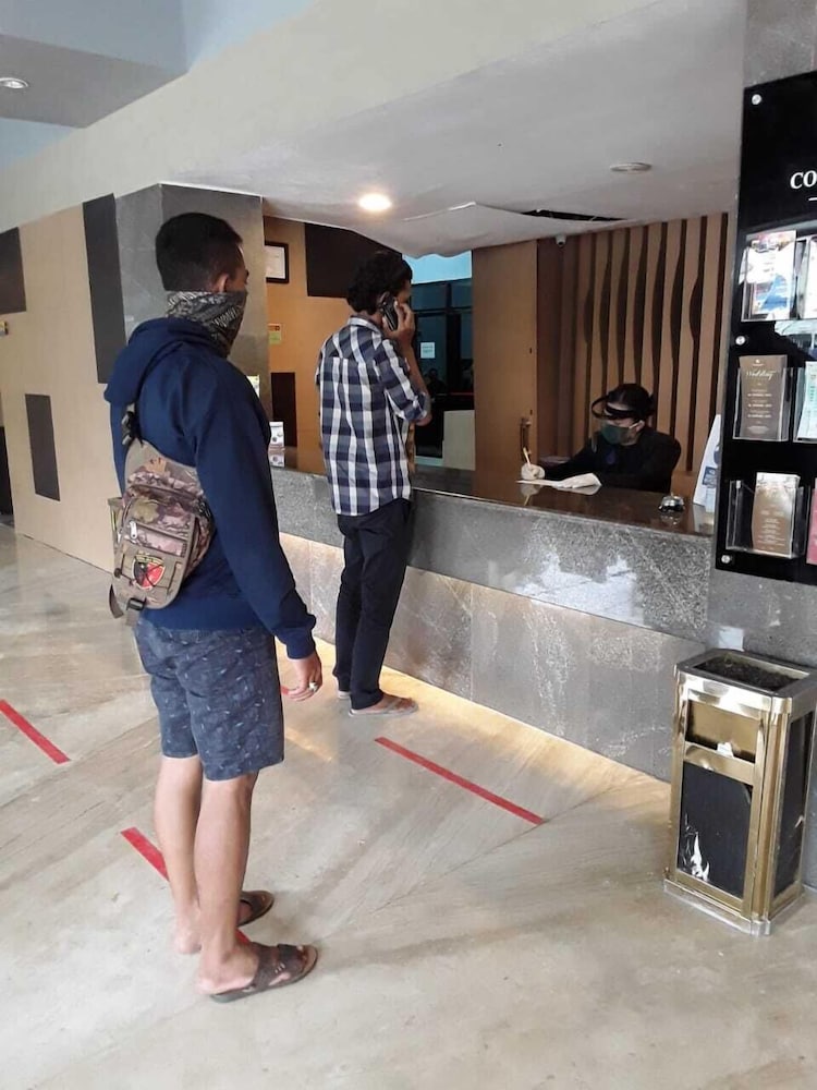 Lobby at MaxOne Hotel Dumai, DUMAI