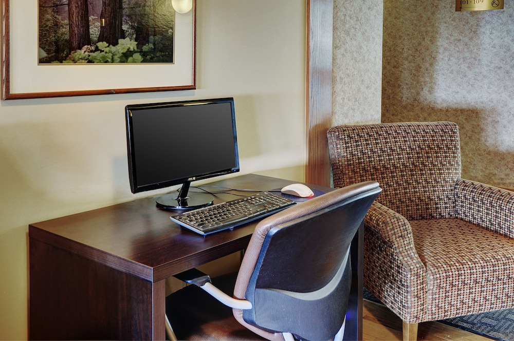 Lakeview Inn And Suites Brandon 16/18