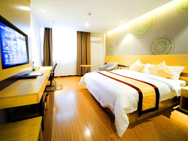 GreenTree Inn Huanggang City Wuxue City Kanjiang Avenue 10/27