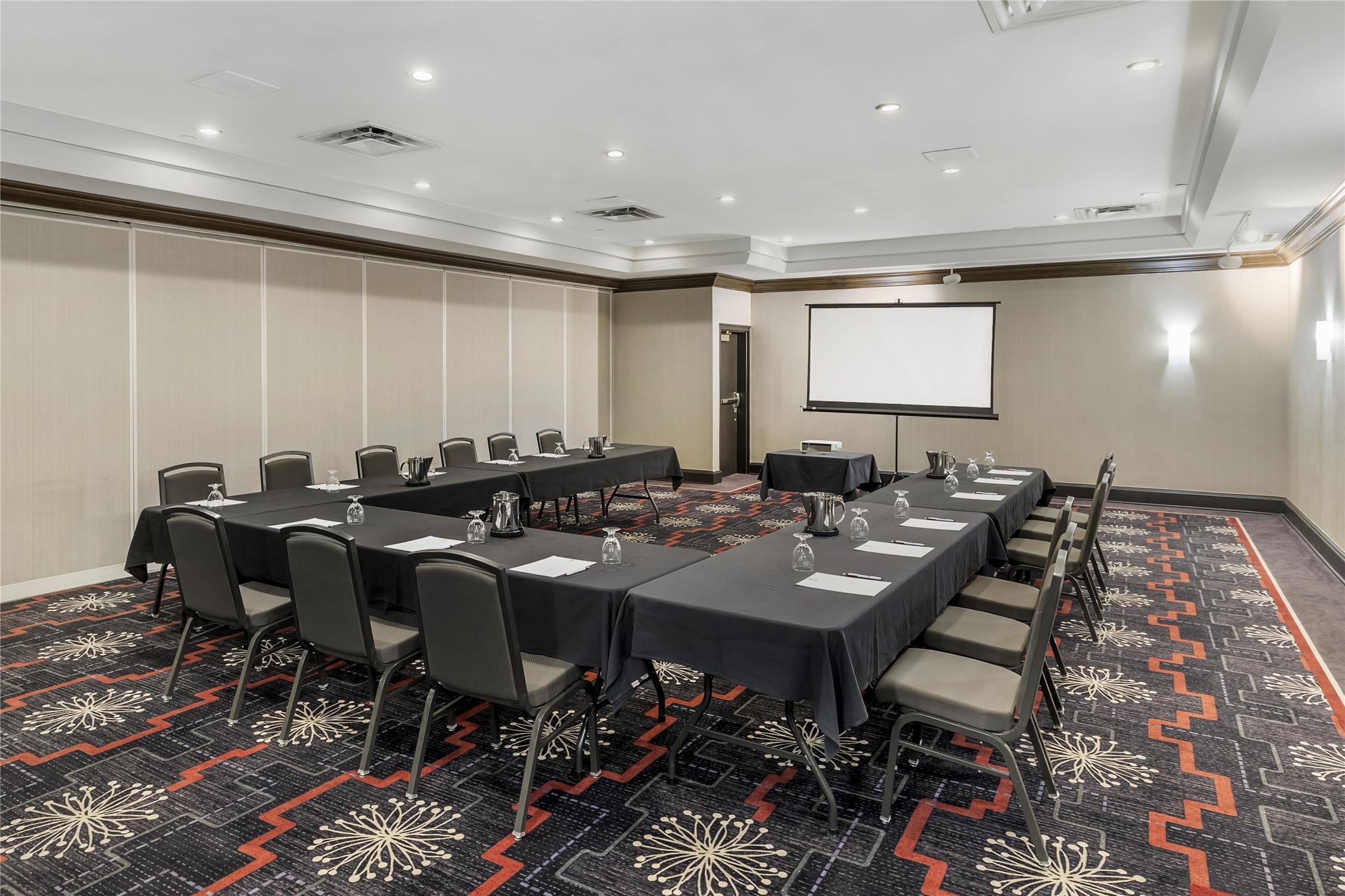 Best Western Plus Waterfront Hotel 47/63