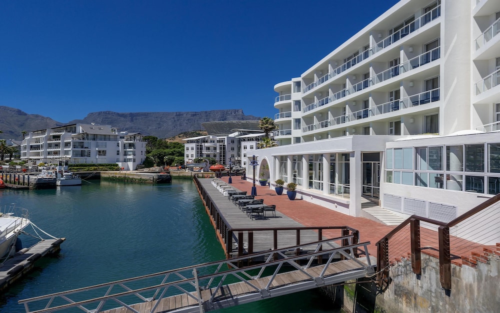 Radisson Collection Hotel, Waterfront Cape Town 3/44