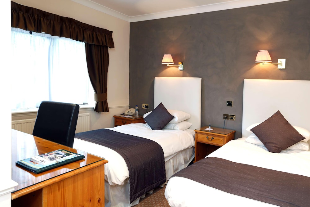 The Oaks Hotel 14/51