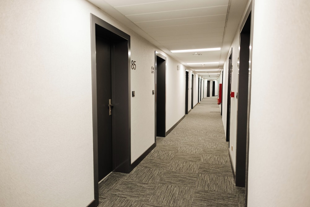 Hotel Sympozjum 24/50