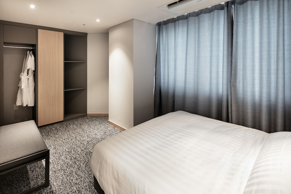 Icheon J Hotel 16/26