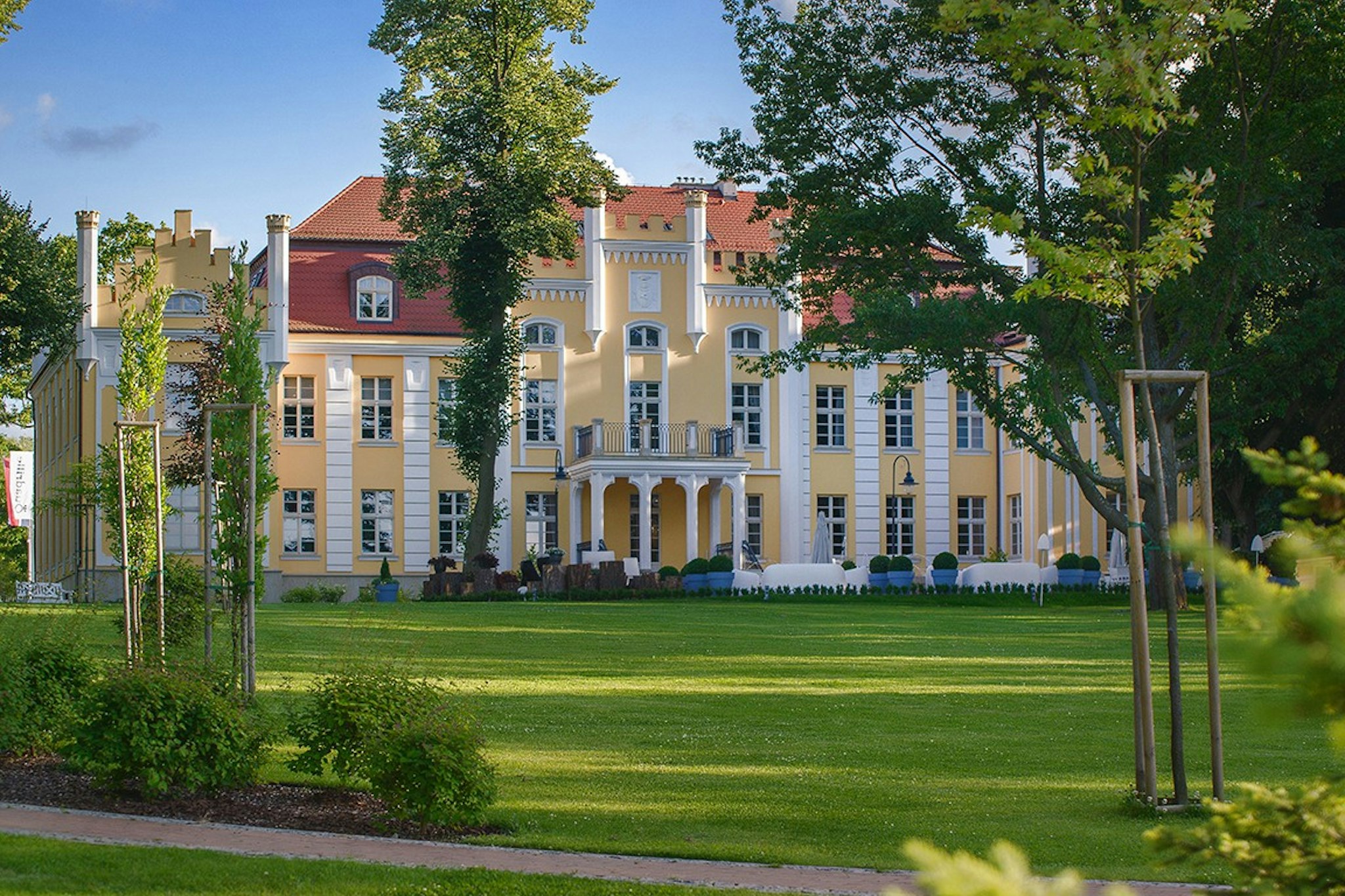 QUADRILLE CONFERENCE & SPA 47/50