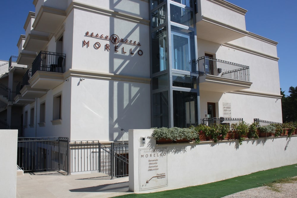 Morello Beach Hotel 6/50
