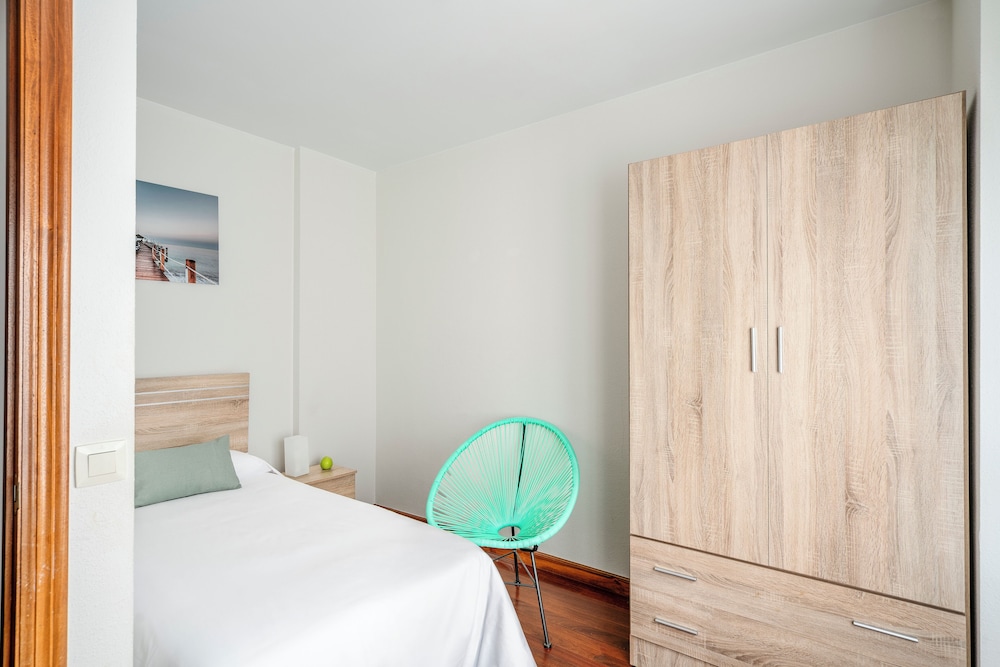 Apartamentos Alday 22/76