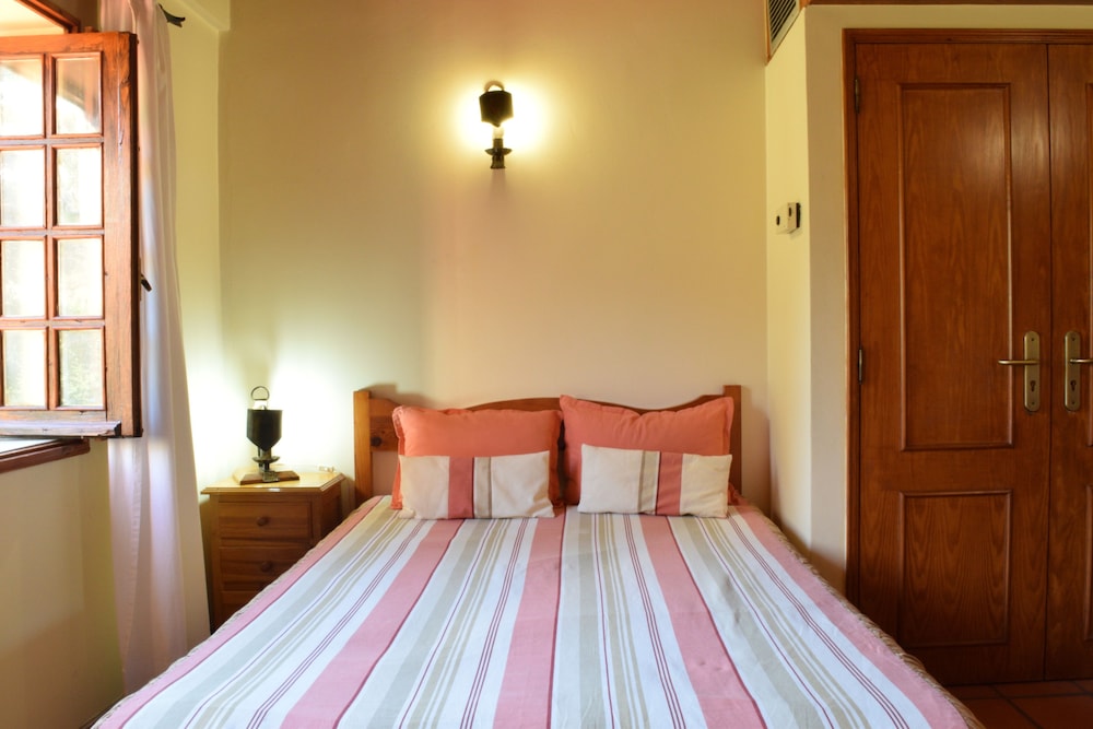 Quinta Do Crestelo Aparthotel 12/67