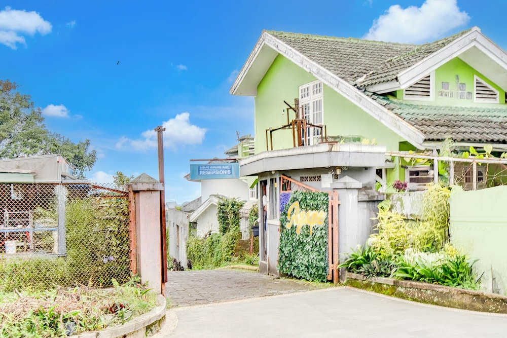 SPOT ON 3940 Villa Gunung Agape 3/20