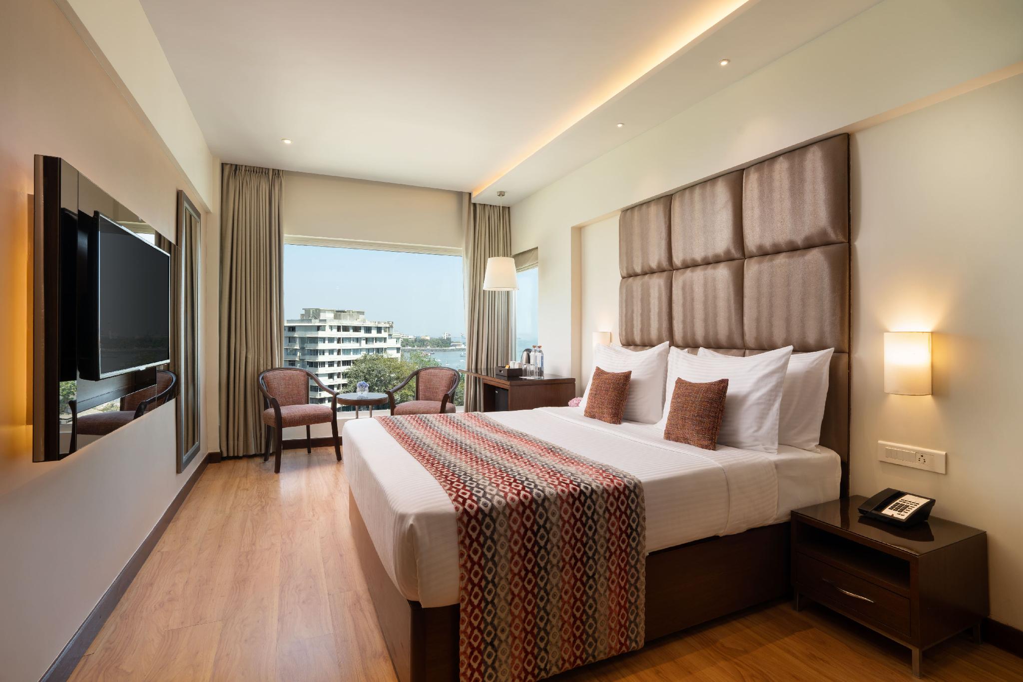 DELUXE, SEA VIEW