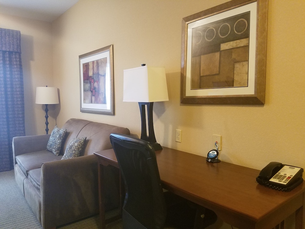 Staybridge Suites Rogers Bentonville 36/49