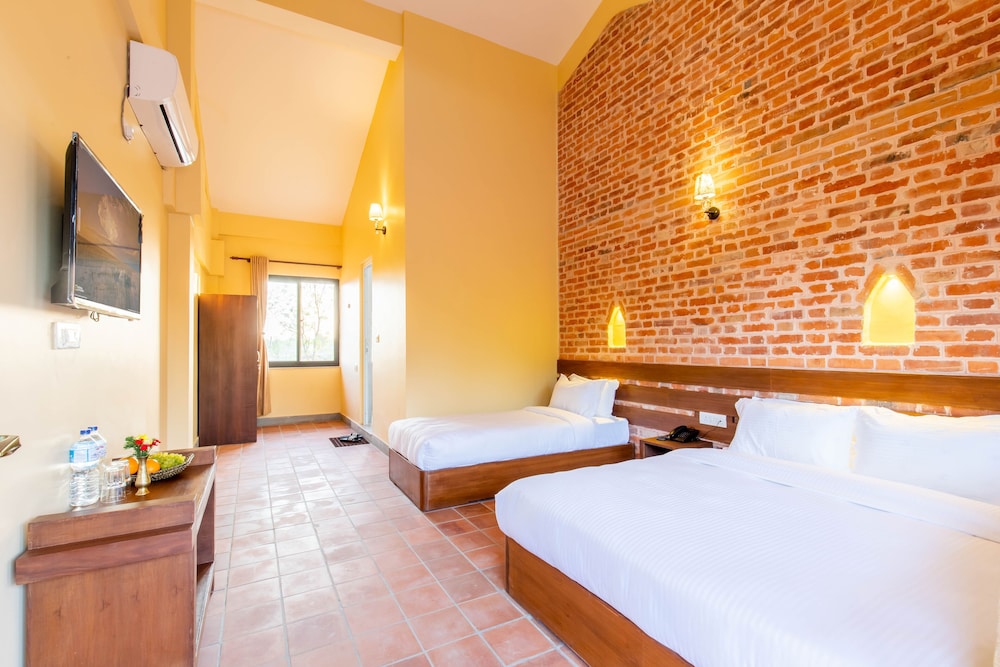 Badreni Jungle Resort (P.) Ltd 16/48