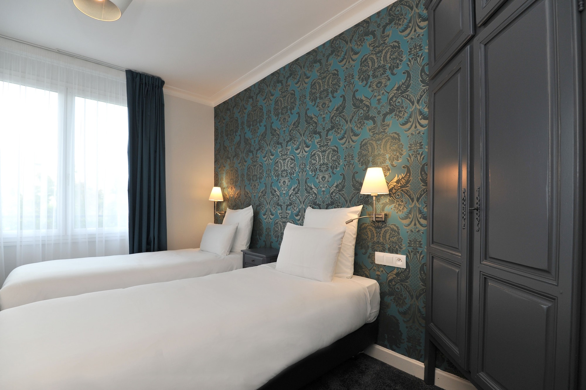 rooms