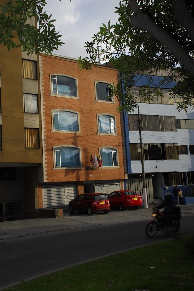 Real Estacion 6/46