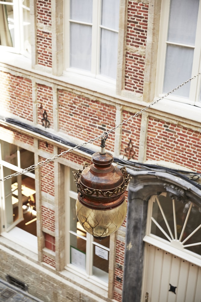 Hotel des Galeries 3/47